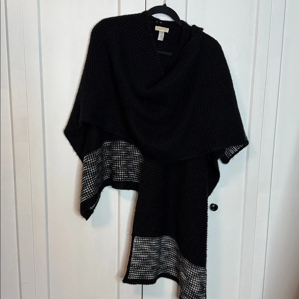 Michael Kors Black , Grey, White Chunky Knit scarf sweater - One size - Picture 5 of 5